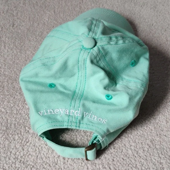 Vineyard Vines Hat - Picture 2 of 4